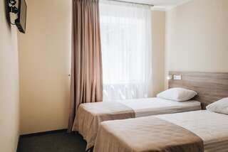Отель Nikotel Hotel Mykolaiv Николаев Улучшенный двухместный номер с 1 кроватью или 2 отдельными кроватями-5